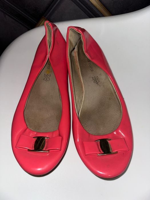 Продам 3 пары обуви 41р