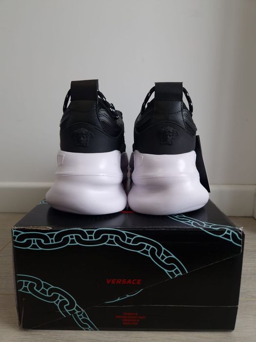 Vers.ace Chain Reaction alb/negru - Marimea 40 - Cadoul Ideal - Urgent