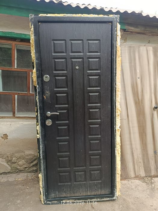 Продам дверь металлическую