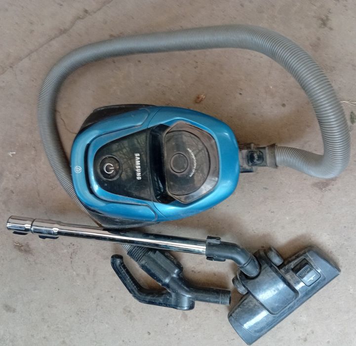 Продается пылесос Samsung