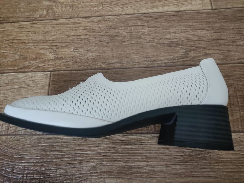 Светлые жен туфли, 41 р