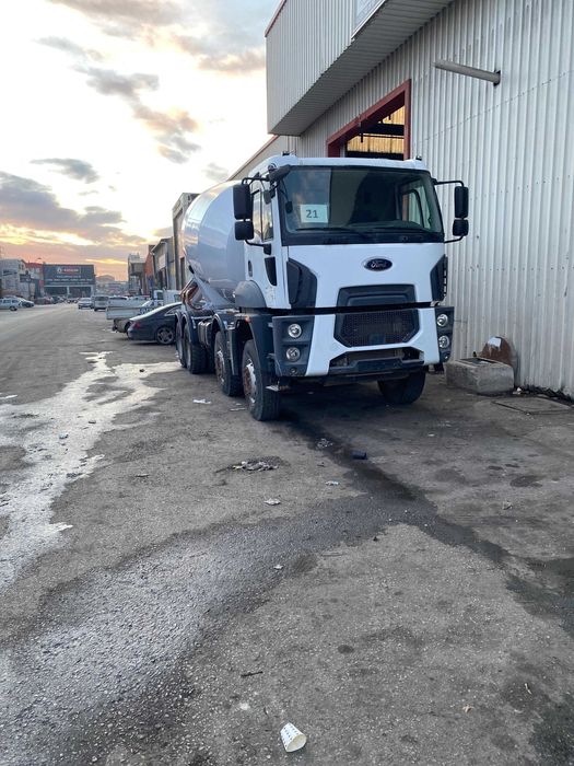 Автобетоносмеситель объёмом 12 м³ (марка Форд)