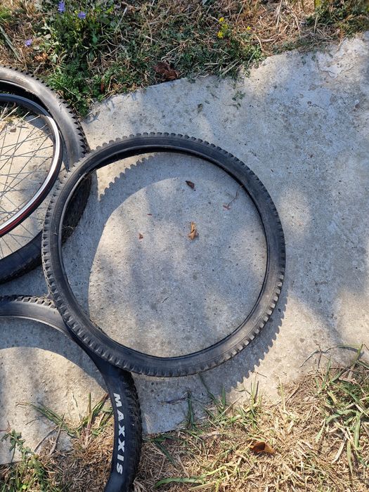 Vand roti si cauciucuri de bicicleta