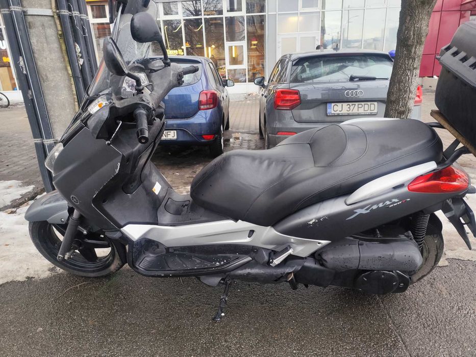 Yamaha x max 250i