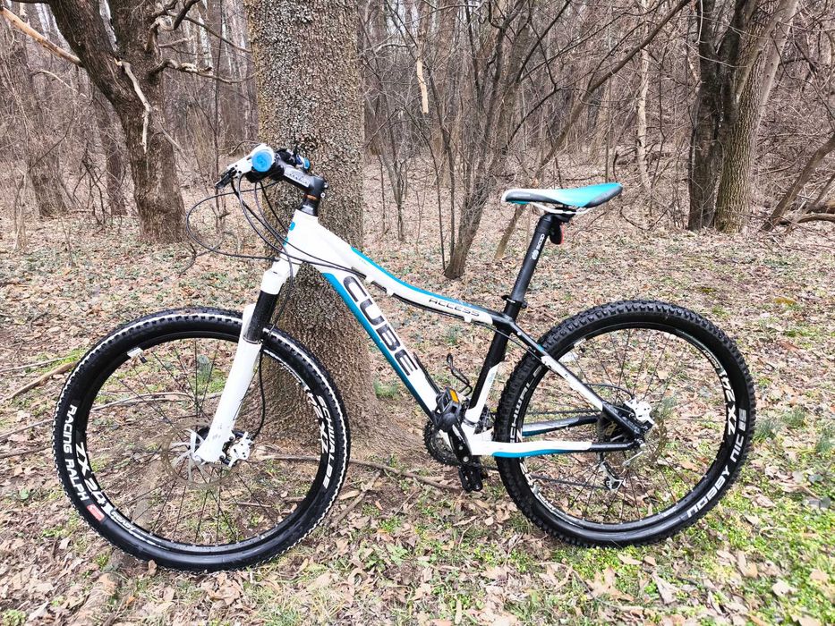 Детски дамски велосипед Cube Access 26"