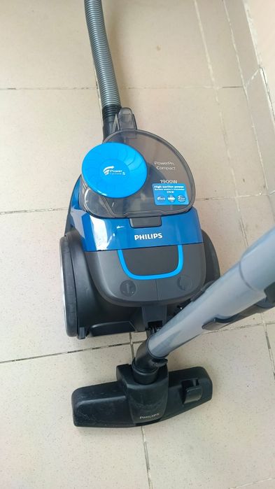 Пылесос Philips 1900w