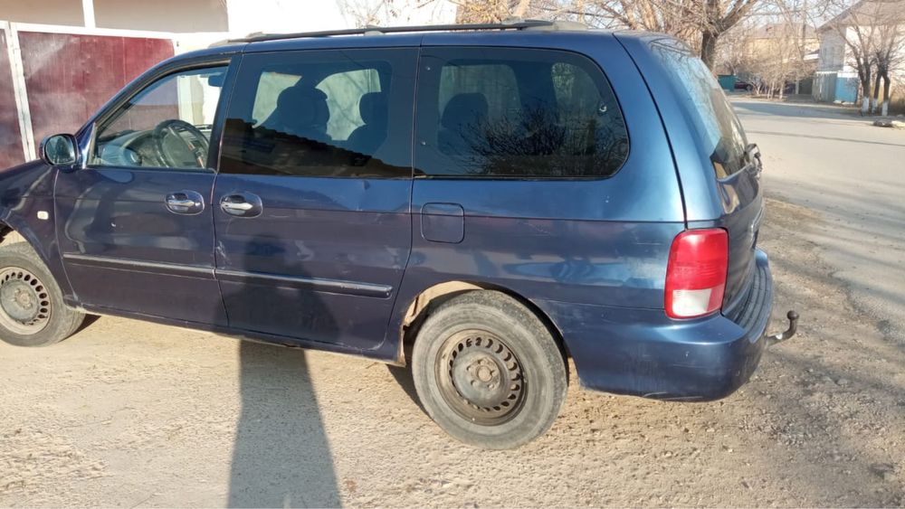 Kia Carnival 1998