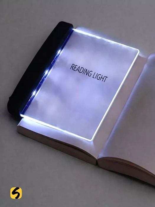 Qorongʻuda kitob oʻqish uchun yoritgich Indi sotuvda