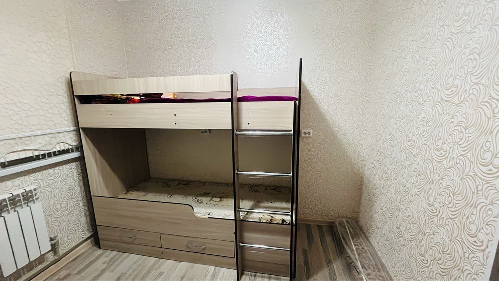 Двухярусный кровать жағдайы жаксы