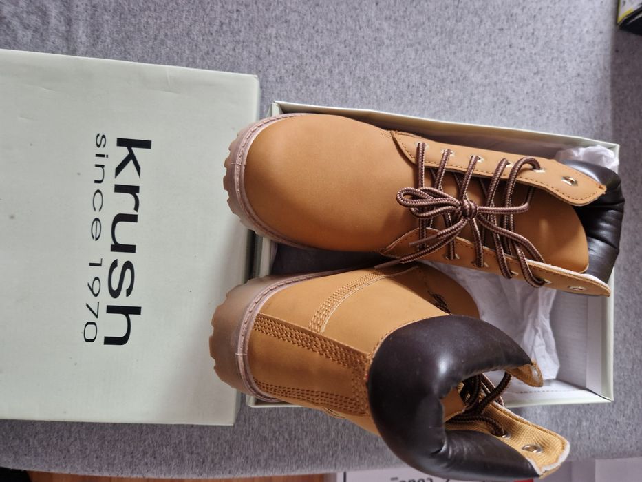 Ghete dama Krush noi în cutie