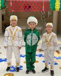 Казахский национальный костюм для мальчика правильно