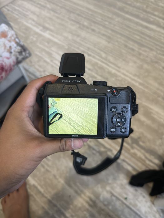 Nikon Coolpix b500