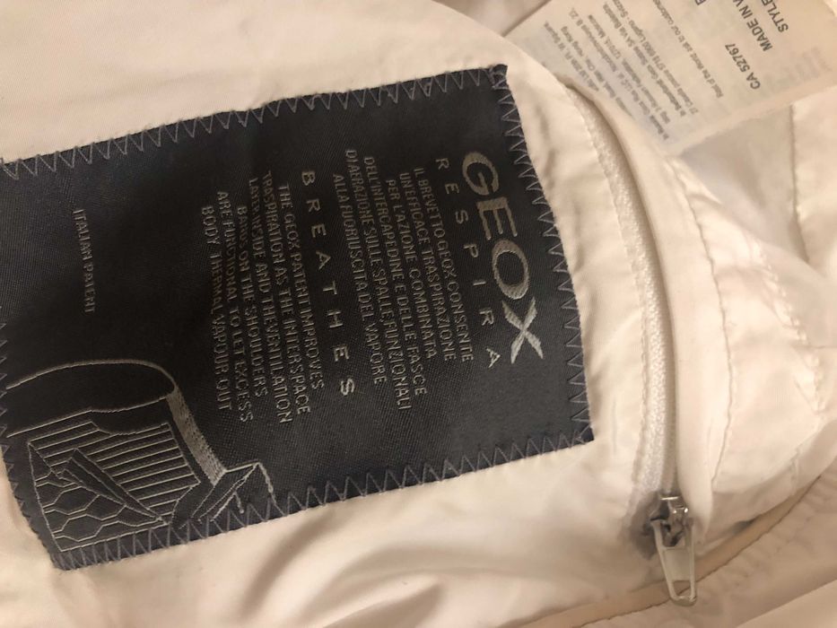 Ветровка женская Geox .