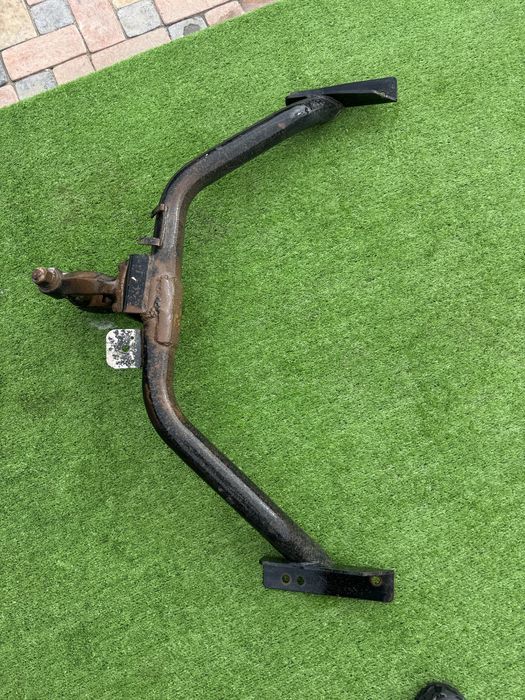 Фаркоп для пикапа и тд