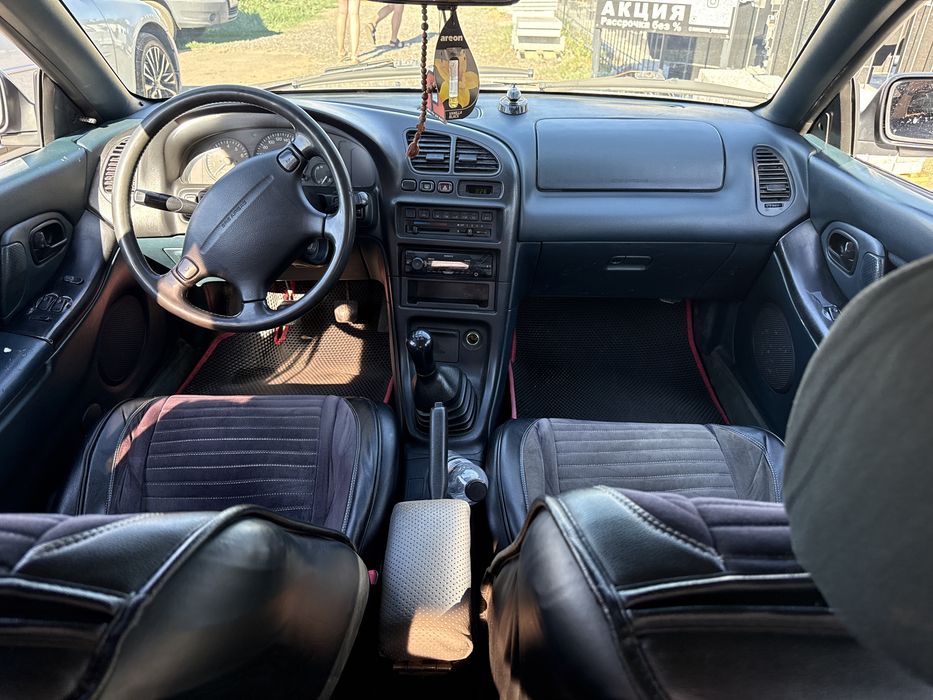 Mazda 323 1,5 1996 года