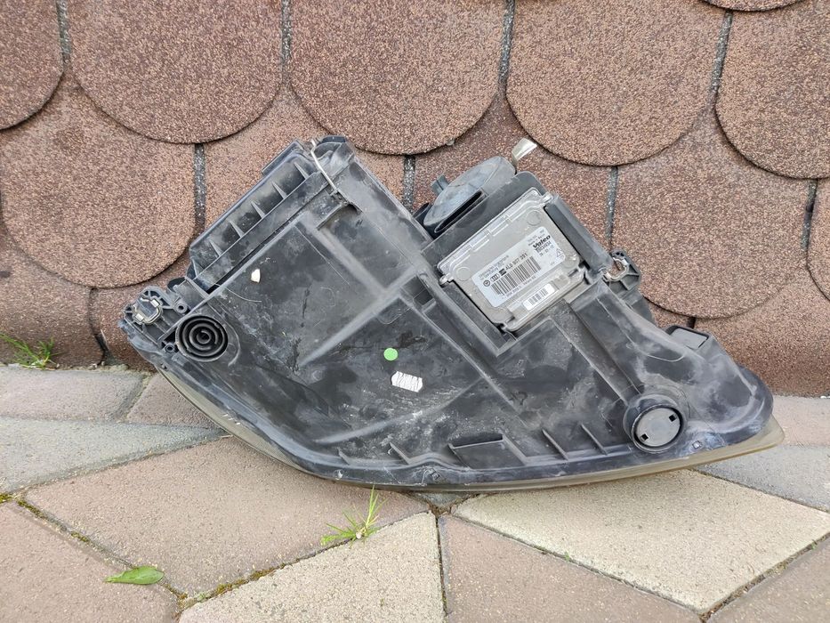 Far stanga dreapta Bixenon si LED Seat Exeo 3R1941007F / 3R1941008F