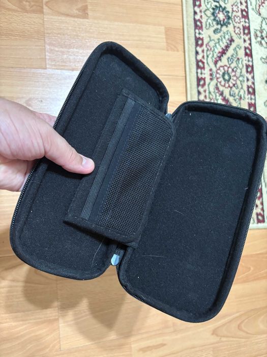 Оригинальный чехол для Nintendo Switch и Switch OLED.