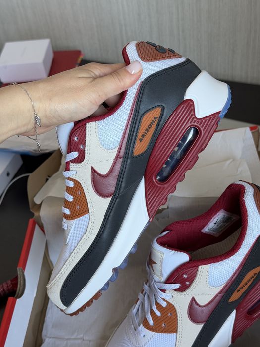 Кроссовки новые Nike