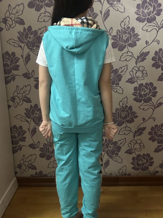 Костюм Burberry детский 9-10 лет новый