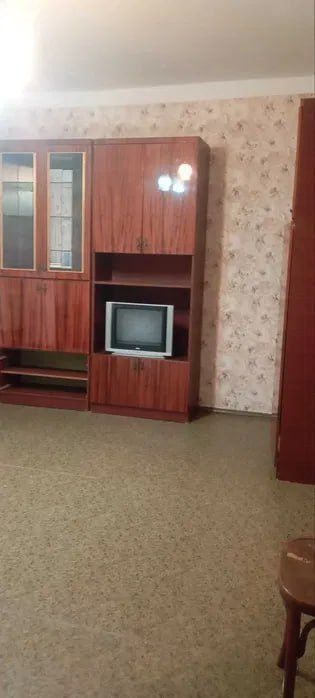 1/2/9. Куйлюк 5, Сергели р-н. Квартира 42 м², дом галерейка. Метро