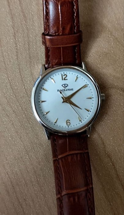 Серебряные часы Baolishi