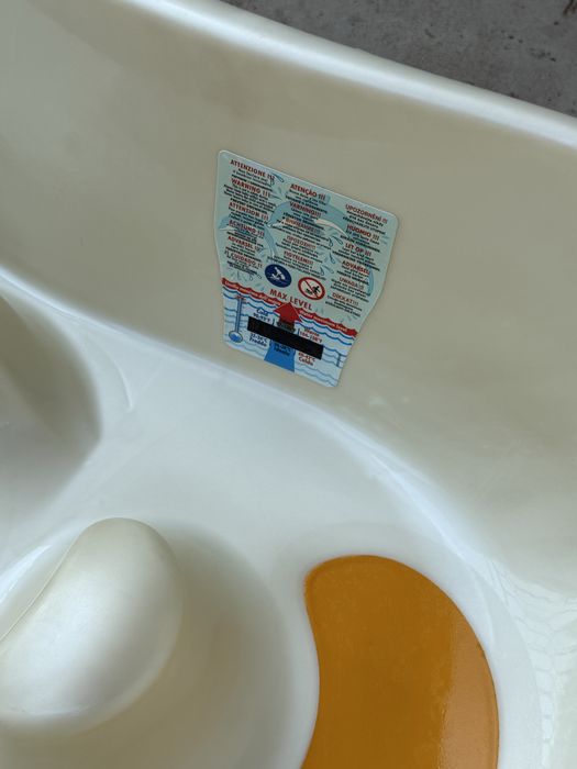 Анатомична вана за бебе