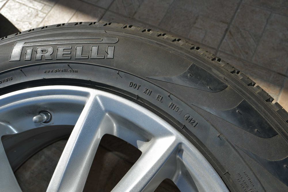 Set jante iarna / allseason Range Rover Vogue Sport 235 65 19 Pirelli