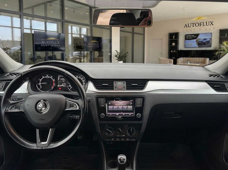 Inchirieri auto ieftine Bucuresti Skoda Rapid 2021