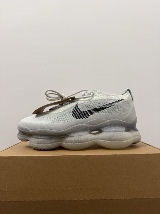 Nike Air Max Scorpion Flyknit SE - 43