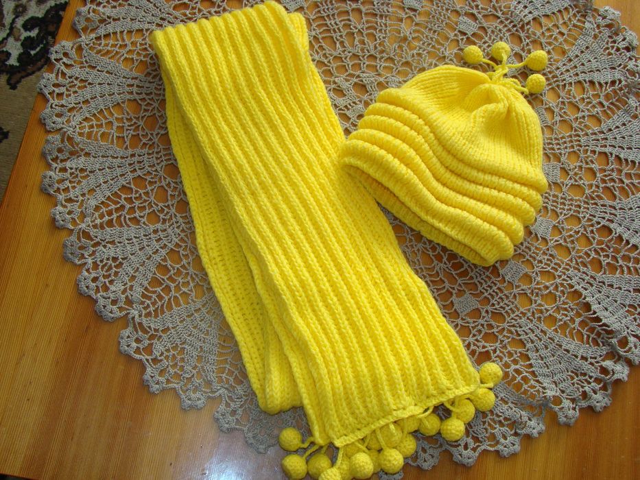 Шапка + шарф для девочки.