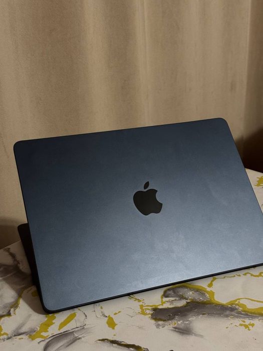 MacBook Air 13.6 М2