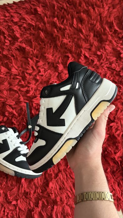 Adidasi Off White Out of Office 35/36