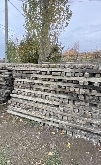 Spalieri din defisari pentru vie si gard