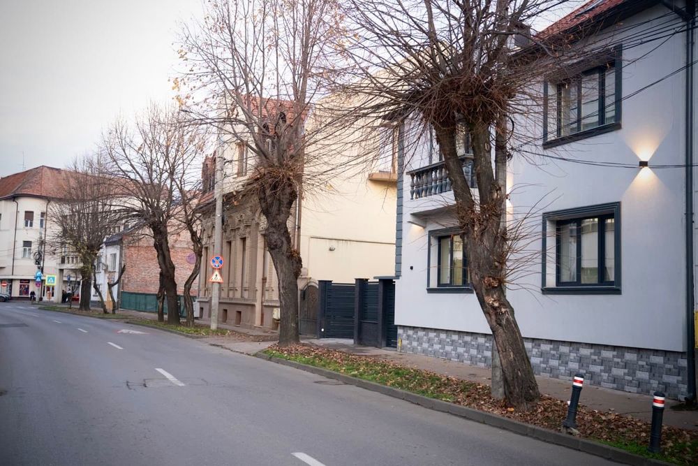 Regim hotelier Satu Mare , self check-in , parcare