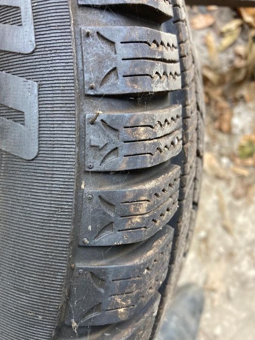 Продам зимние автошины б/у радиус 17