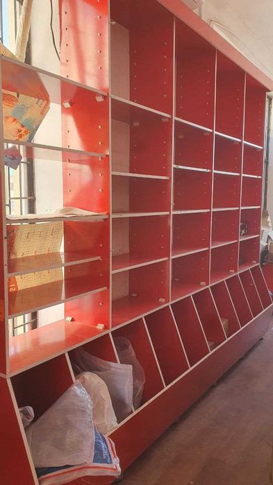 Мебель витрина для магазина