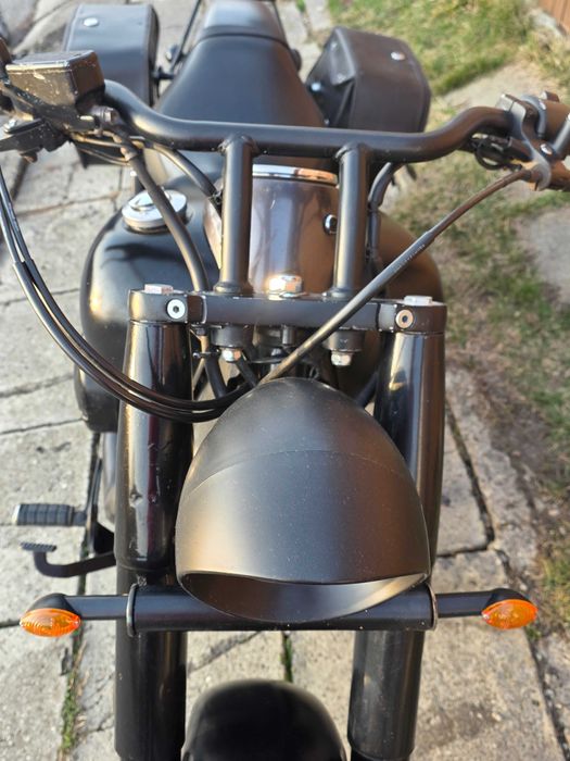 Honda Shadow Black Spirit VT750C2B