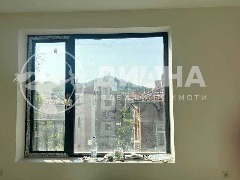 Продава се Четиристаен апартамент в Пловдив, Център - 115 кв.м за 3209 €/кв.м - Снимка #3