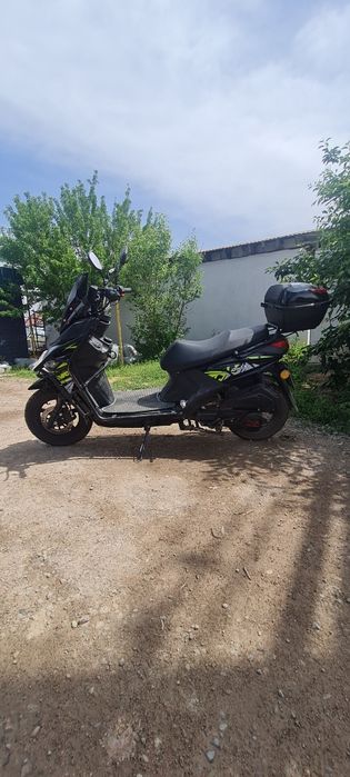 Мопед сатылады...