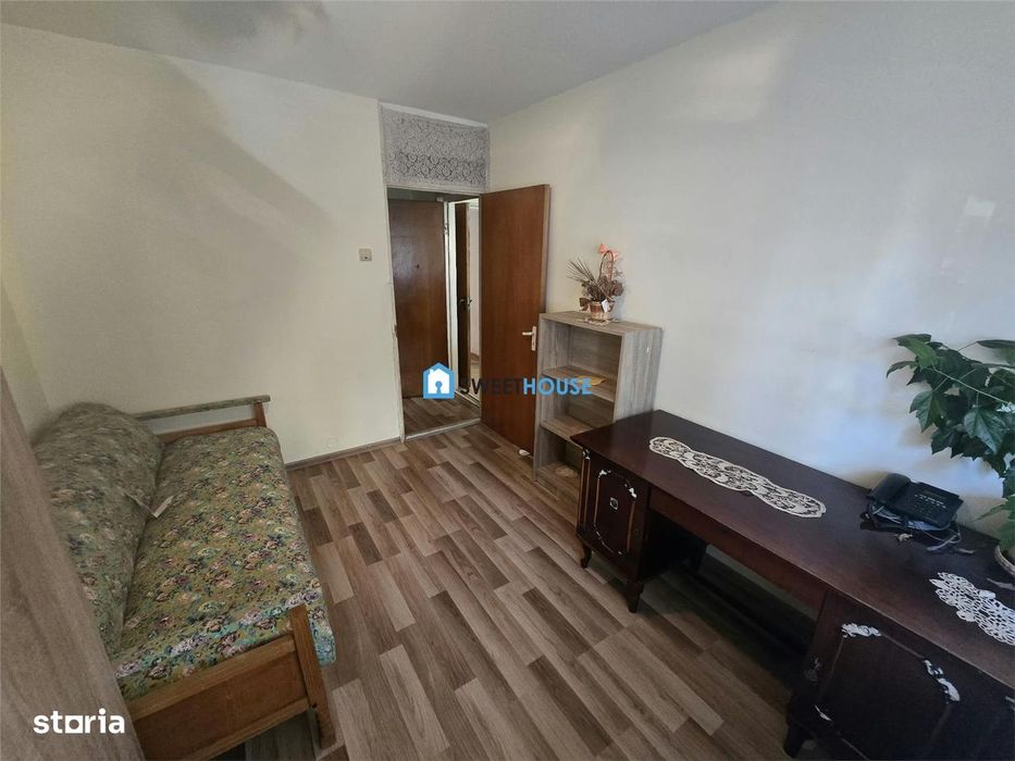 Apartament 3 camere zona 1 Decembrie Fagaras
