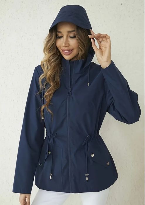 Новая женская ветровка 52 размер