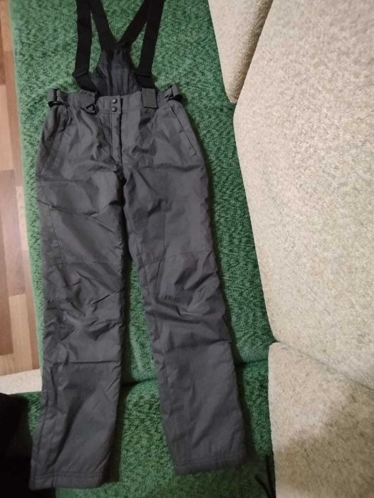 Продам штаны лыжные за 1000тг