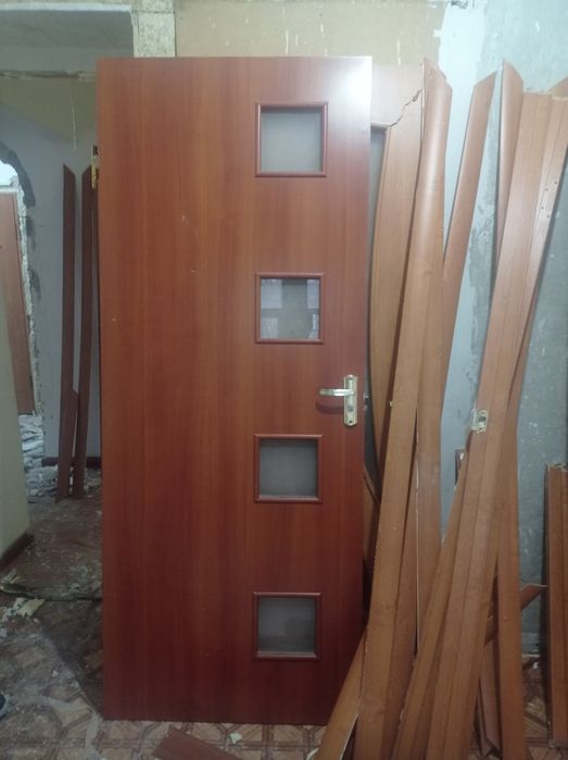 Дверь бу хорошем состоянии