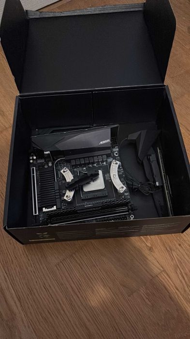 combo gigabyte b550i aorus pro ax ryzen 5900x 32gb ram