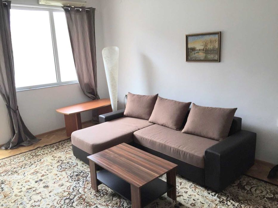 Продава се Многостаен апартамент в Казанлък - 130 кв.м за 687 €/кв.м - Снимка #1