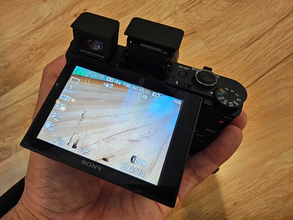 SONY Cyber-shot DSC-HX90