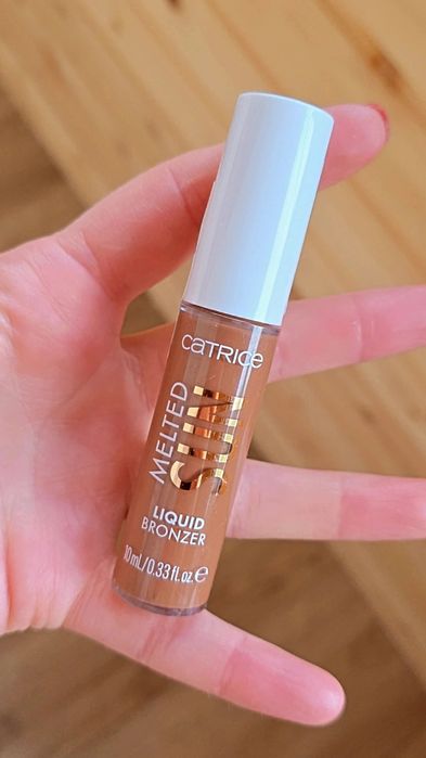Bronzer lichid Catrice Nou