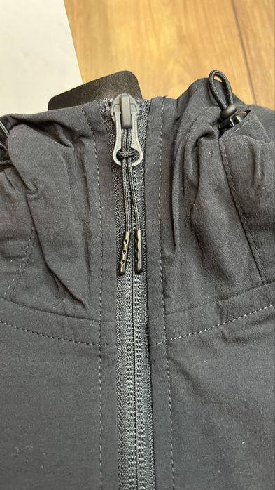 Nike Tech Woven Windrunner Full-Zip Jacket Black