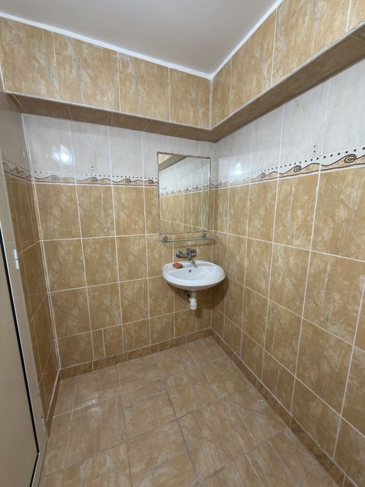 Дава се под наем Двустаен апартамент в Варна, Бриз - 60 кв.м за 598.23 € - Снимка #3