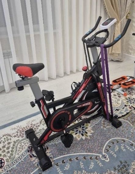 Велотренажер Spin Bike 2021